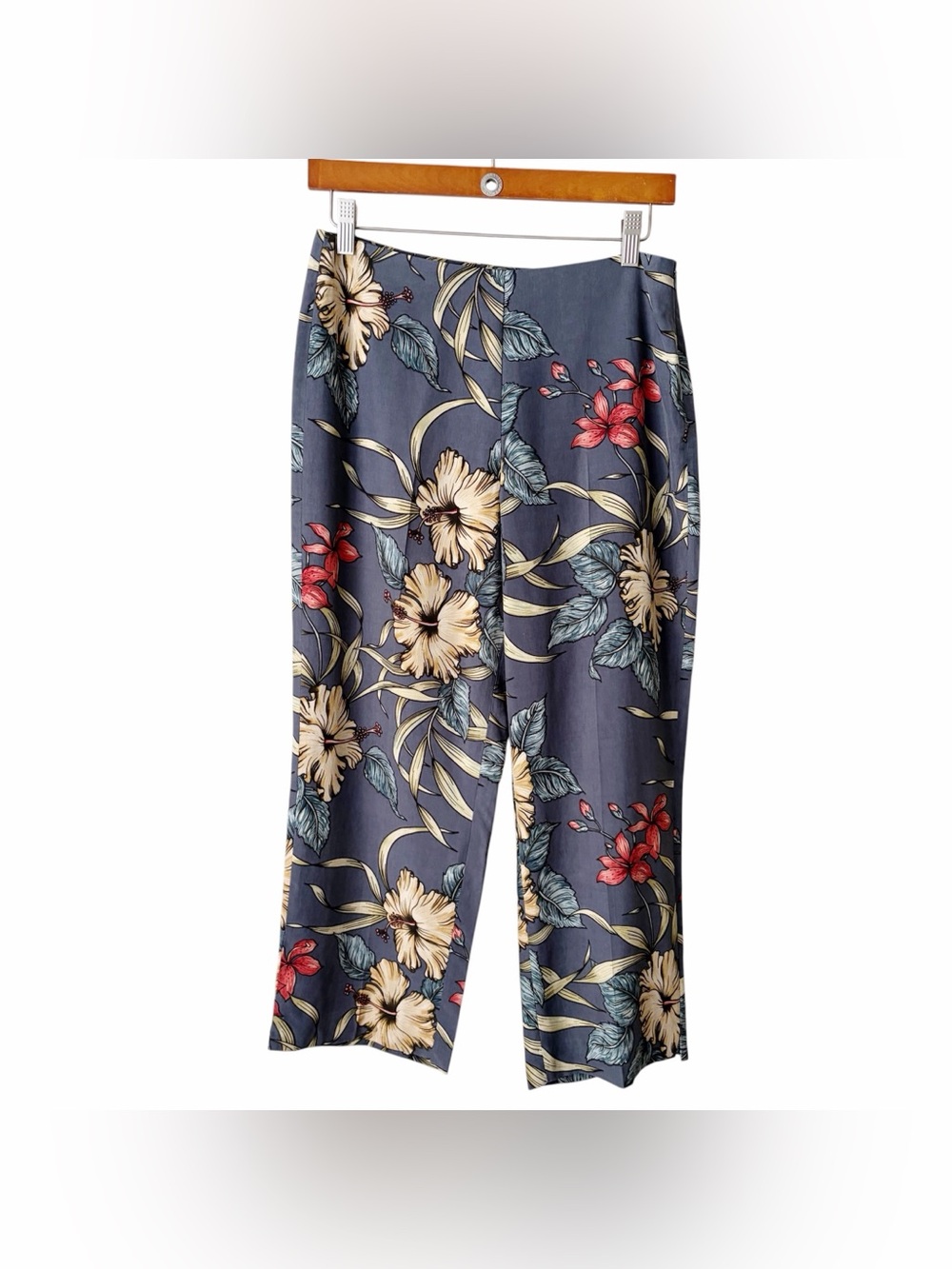 Tommy Bahama | Vintage Y2K 100% Silk Cropped Pants Tropical Hawaiian Size 4 - Picture 1 of 5